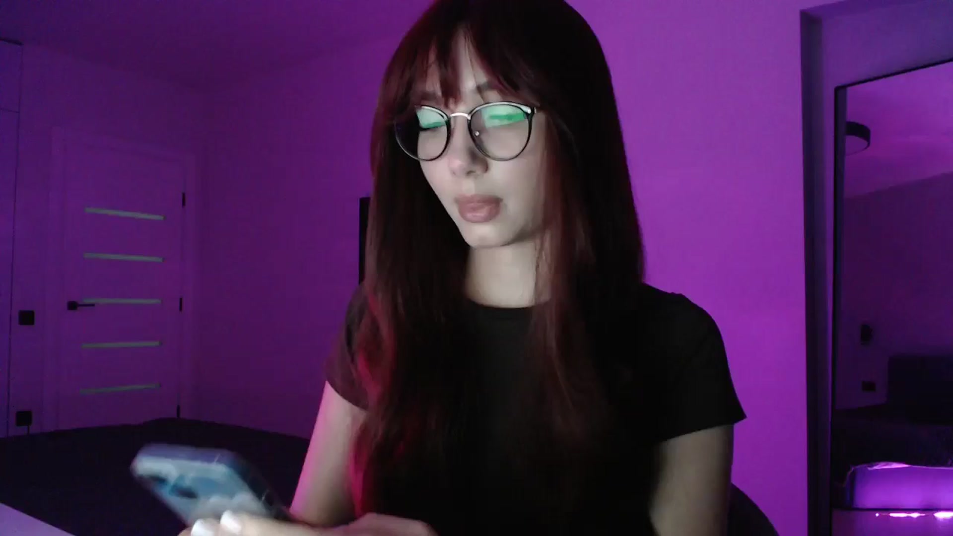 Gallery image thumbnail from Browncat04's myfreecams stream on, 10/19/2025, 13:31 image 14 of 20