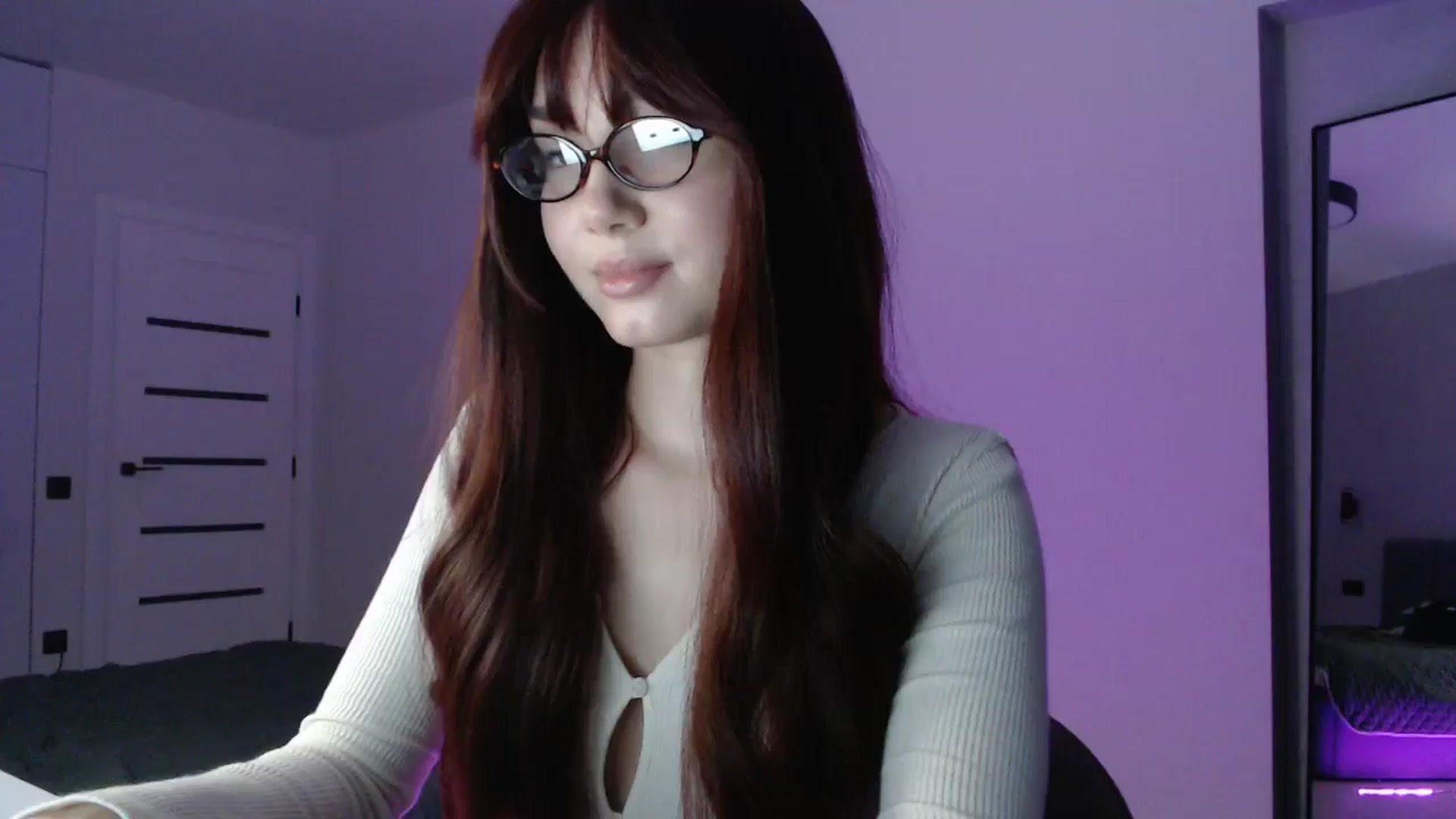Gallery image thumbnail from Browncat04's myfreecams stream on, 11/10/2025, 16:08 image 20 of 20