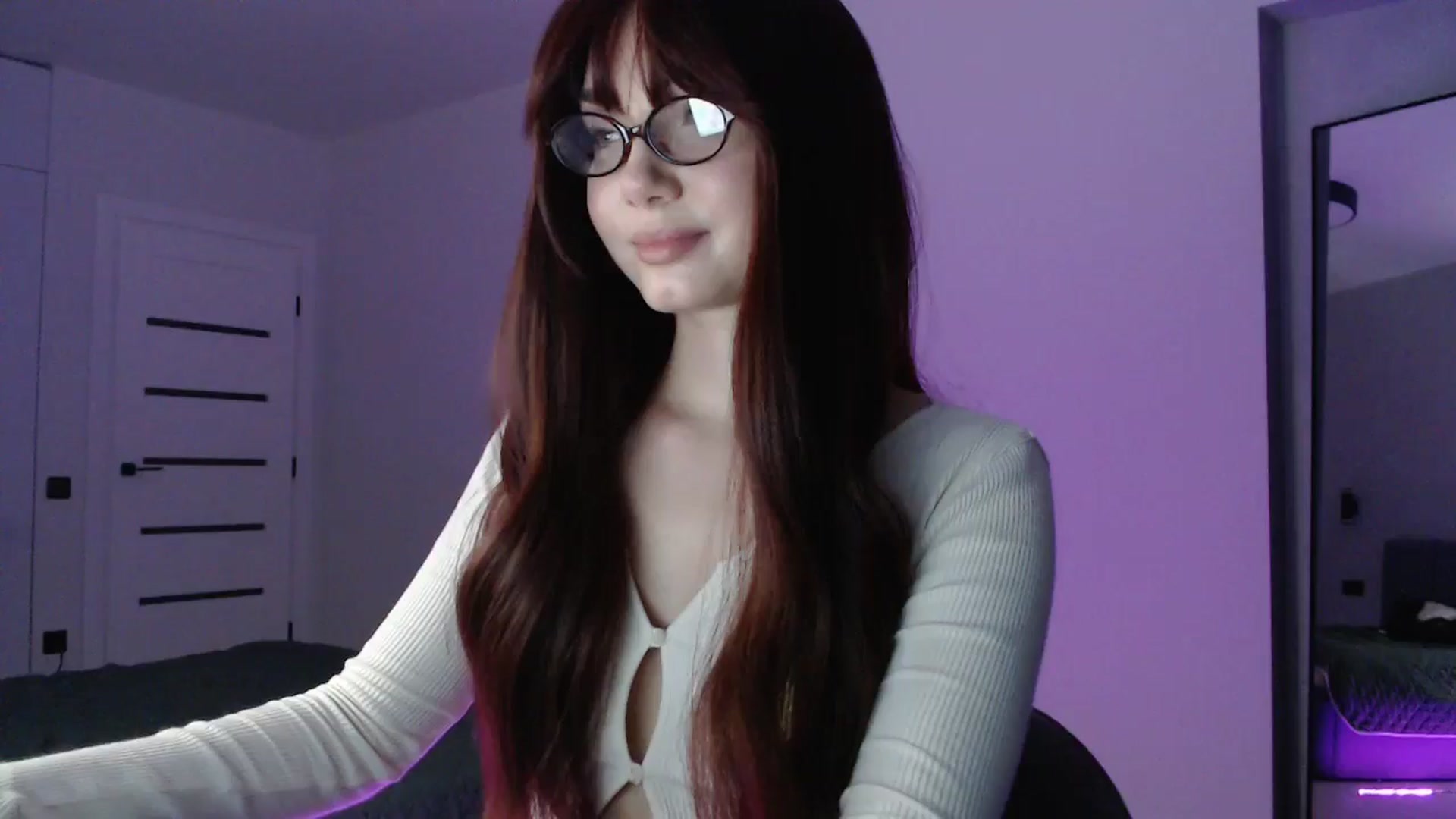 Gallery image thumbnail from Browncat04's myfreecams stream on, 11/10/2025, 16:08 image 17 of 20
