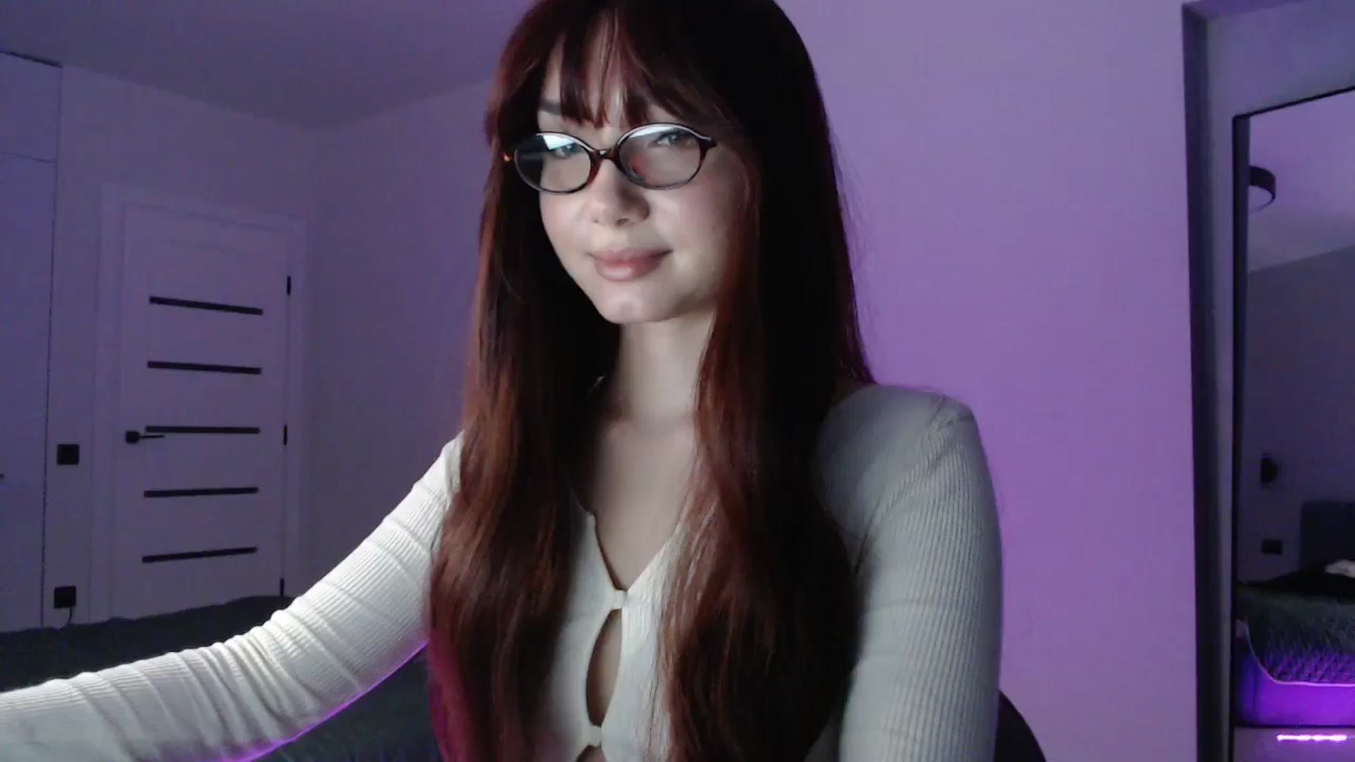 Gallery image thumbnail from Browncat04's myfreecams stream on, 11/10/2025, 16:08 image 2 of 20