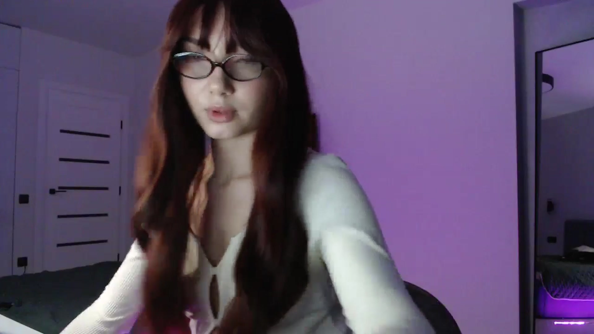 Gallery image thumbnail from Browncat04's myfreecams stream on, 11/10/2025, 16:08 image 16 of 20