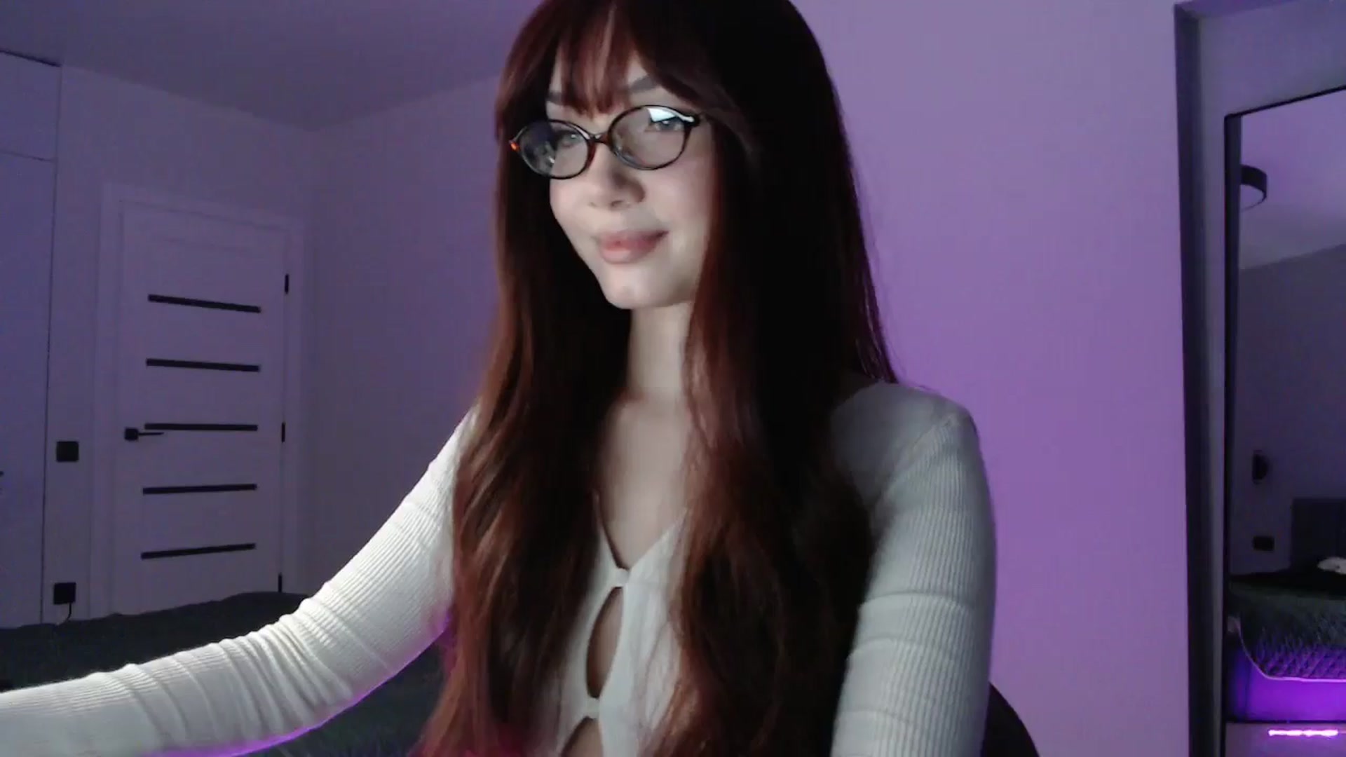 Gallery image thumbnail from Browncat04's myfreecams stream on, 11/10/2025, 16:08 image 4 of 20