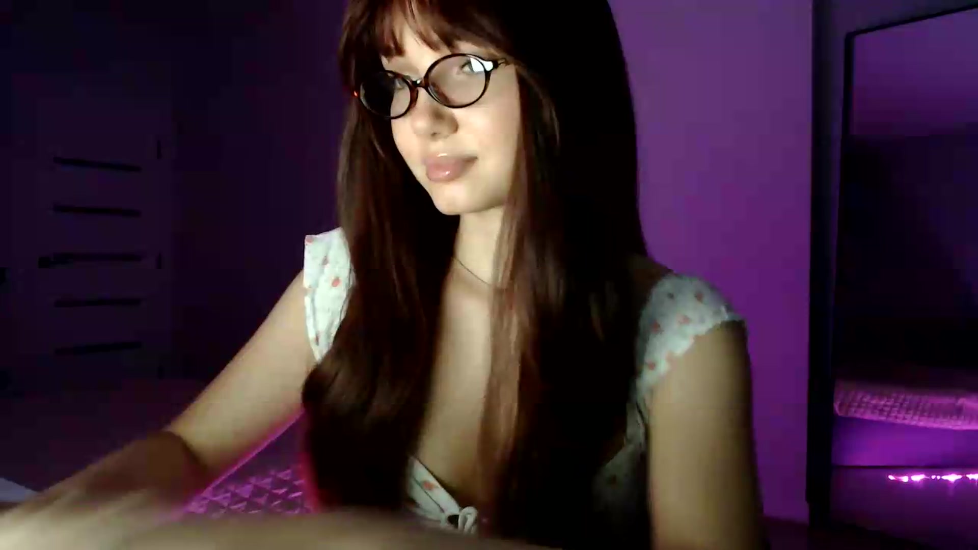 Gallery image thumbnail from Browncat04's myfreecams stream on, 09/07/2026, 15:06 image 10 of 20
