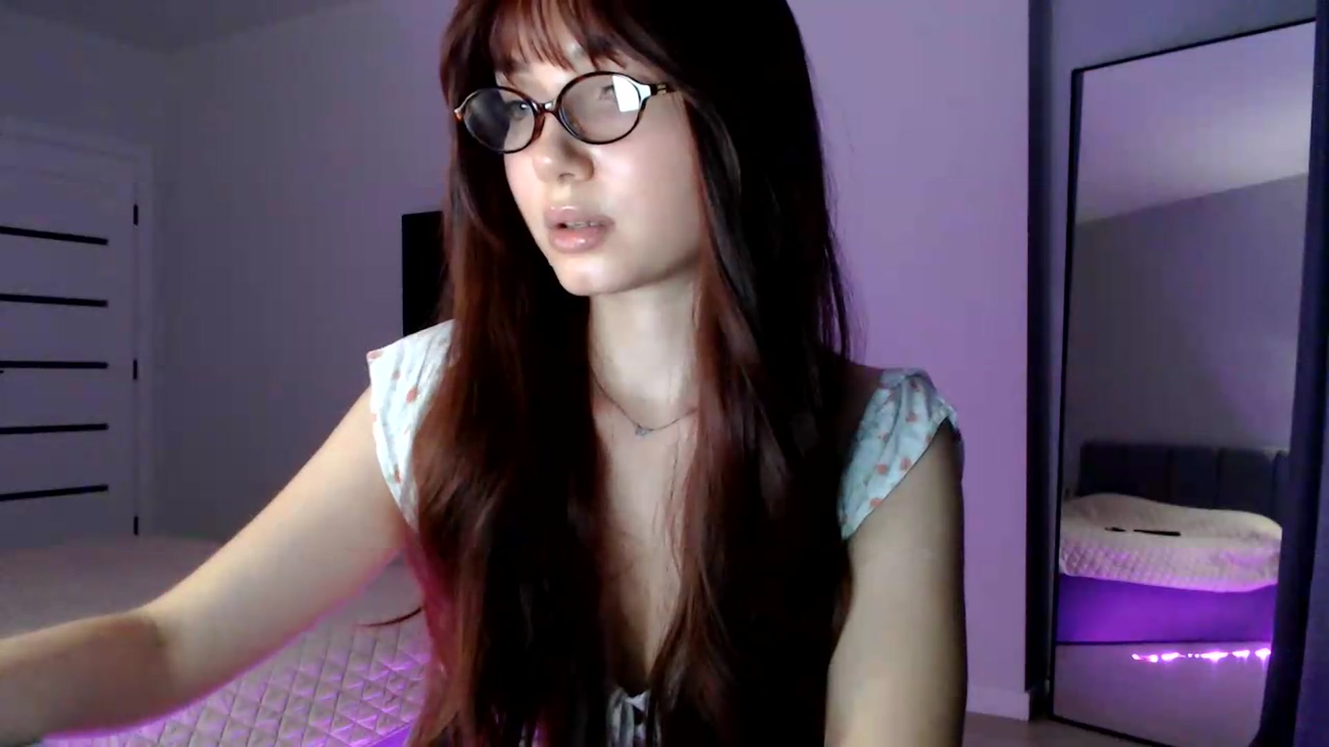 Gallery image thumbnail from Browncat04's myfreecams stream on, 09/07/2026, 17:37 image 16 of 20