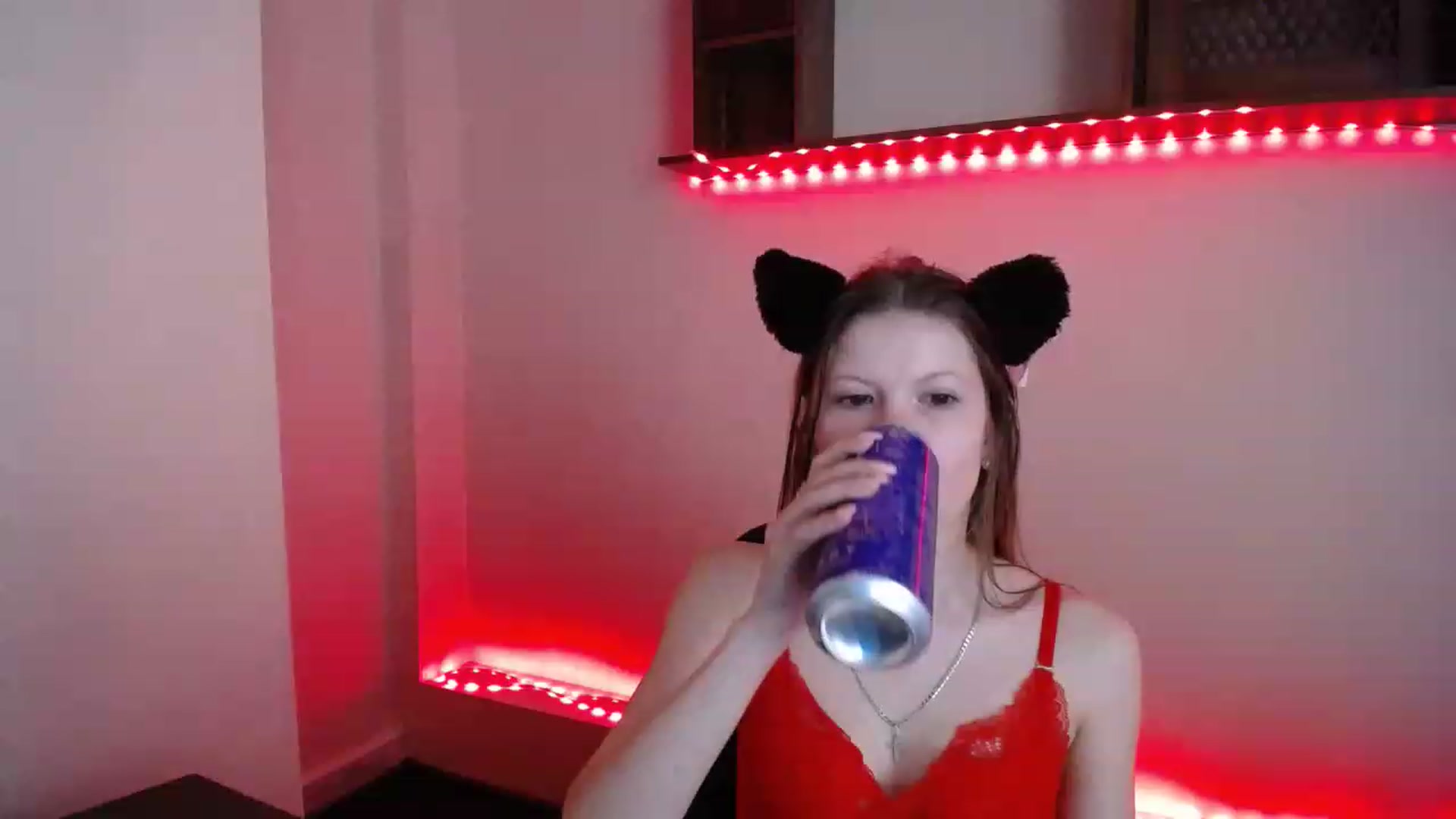 Gallery image thumbnail from BrowneyedCute's myfreecams stream on, 11/14/2022, 22:40 image 19 of 20