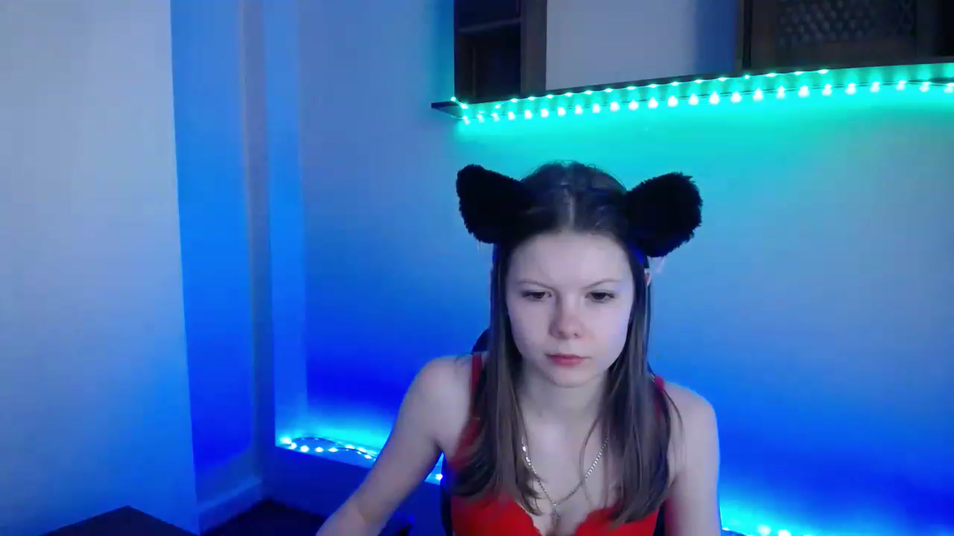 Gallery image thumbnail from BrowneyedCute's myfreecams stream on, 11/14/2022, 22:40 image 14 of 20
