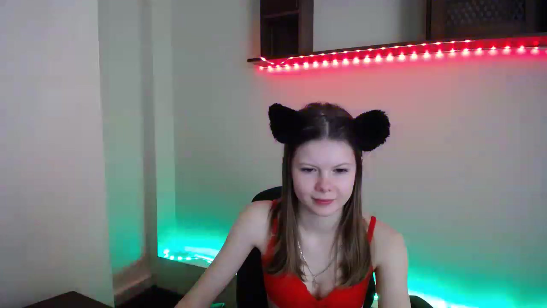 Gallery image thumbnail from BrowneyedCute's myfreecams stream on, 11/14/2022, 22:40 image 13 of 20