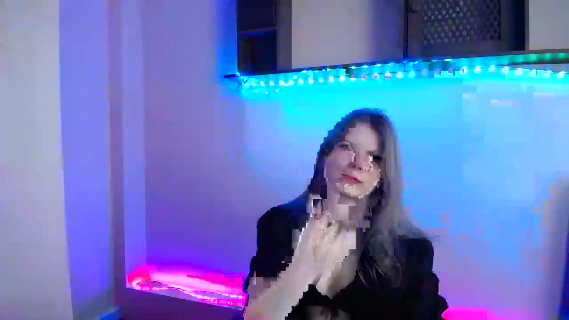 Gallery image thumbnail from BrowneyedCute's myfreecams stream on, 11/15/2022, 22:15 image 5 of 20