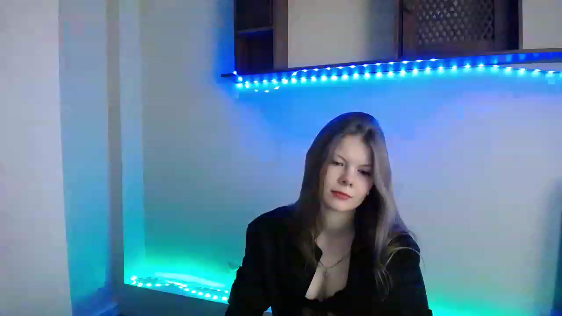 Gallery image thumbnail from BrowneyedCute's myfreecams stream on, 11/15/2022, 22:15 image 7 of 20