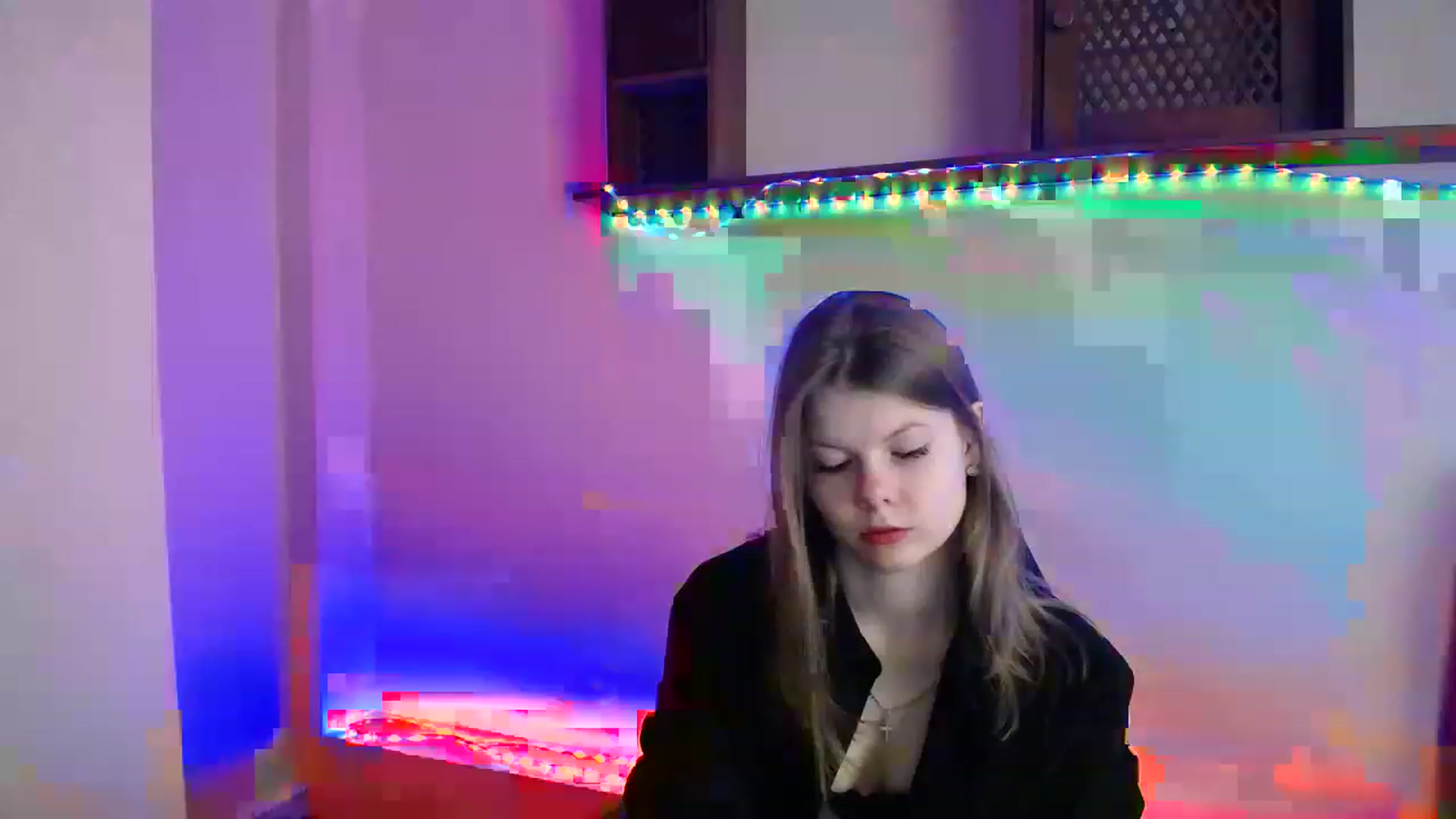Gallery image thumbnail from BrowneyedCute's myfreecams stream on, 11/15/2022, 22:15 image 14 of 20