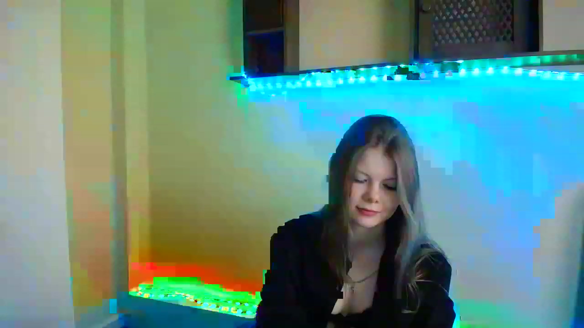 Gallery image thumbnail from BrowneyedCute's myfreecams stream on, 11/15/2022, 22:15 image 8 of 20