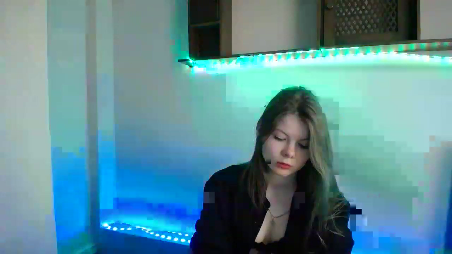 Gallery image thumbnail from BrowneyedCute's myfreecams stream on, 11/15/2022, 22:15 image 3 of 20