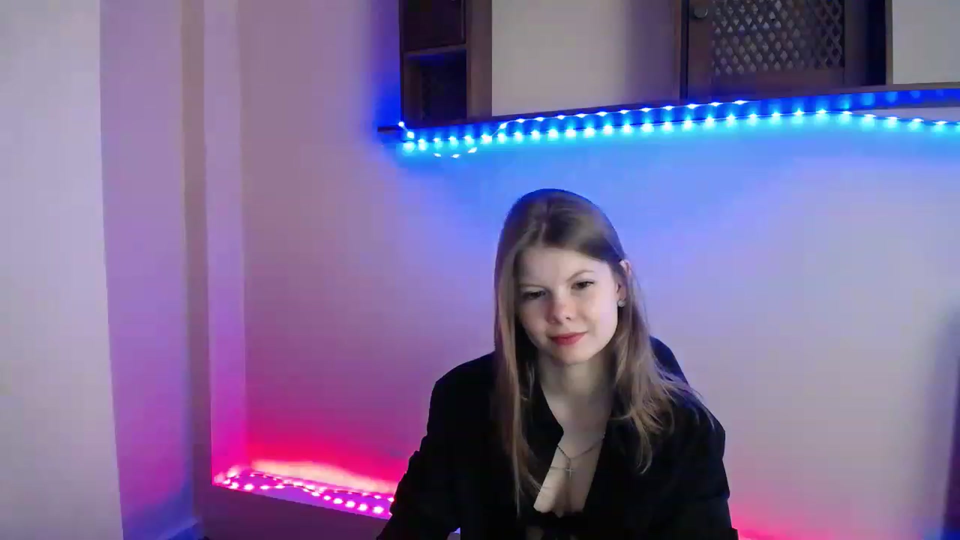 Gallery image thumbnail from BrowneyedCute's myfreecams stream on, 11/15/2022, 22:15 image 12 of 20