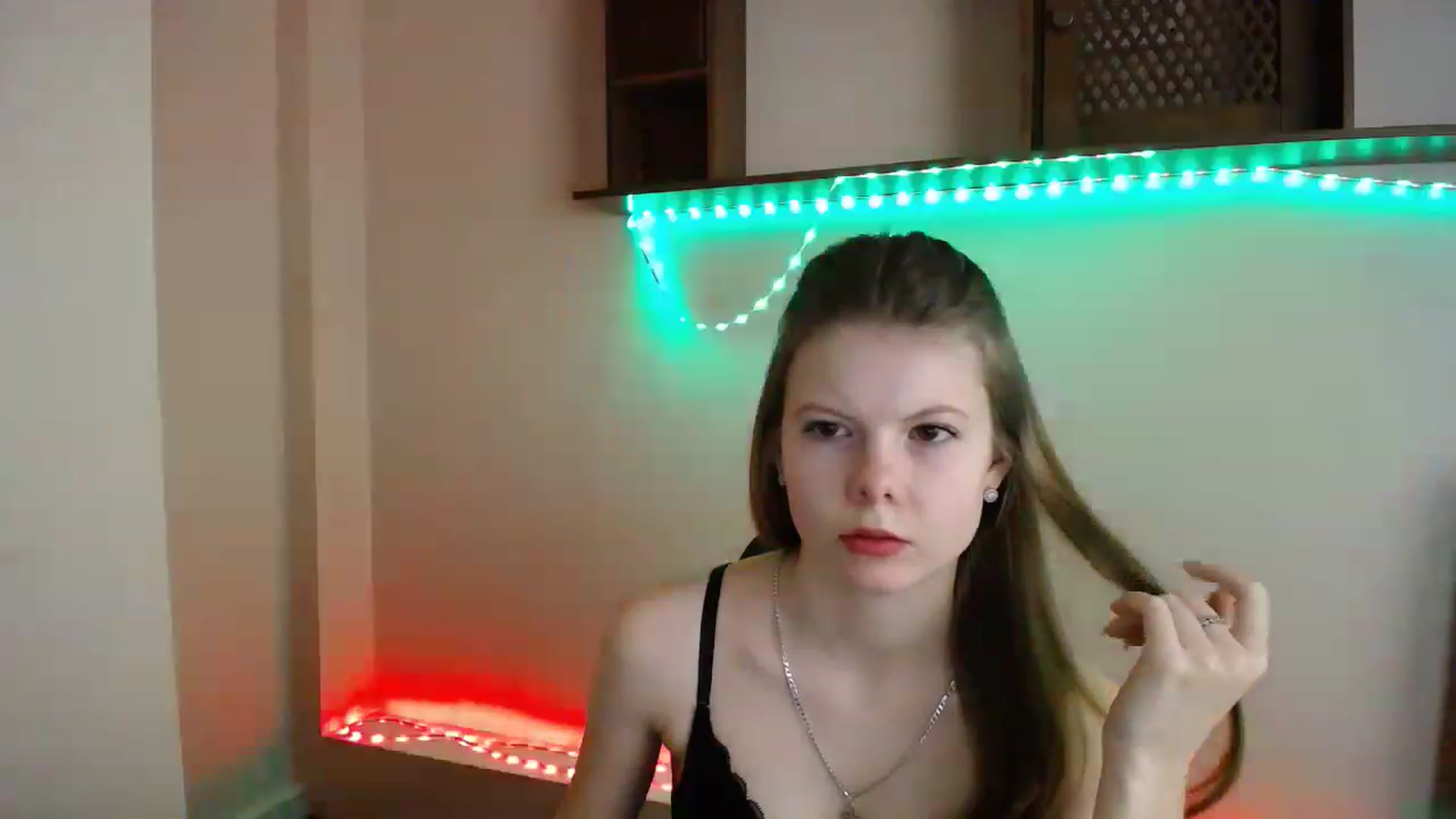 Gallery image thumbnail from BrowneyedCute's myfreecams stream on, 11/15/2022, 22:53 image 10 of 20