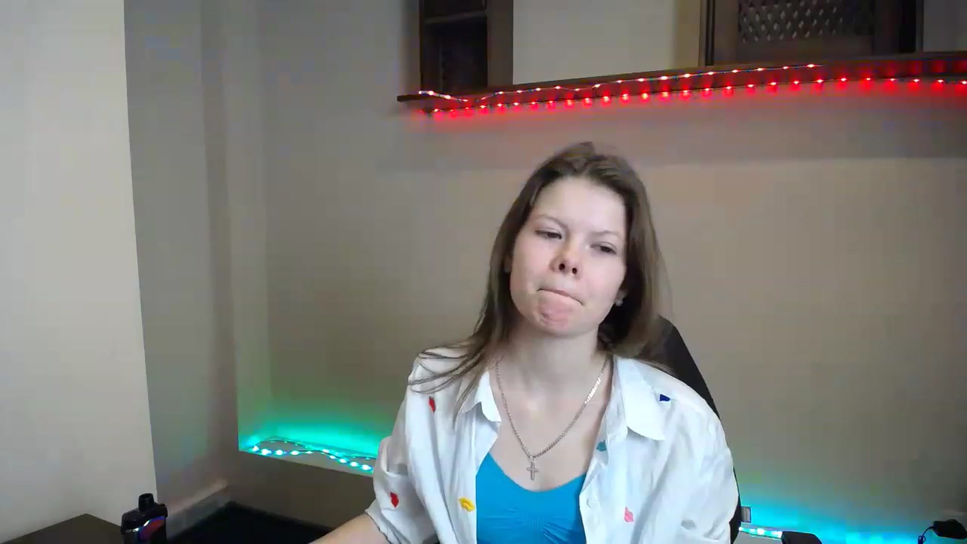 Gallery image thumbnail from BrowneyedCute's myfreecams stream on, 11/19/2022, 18:09 image 14 of 20