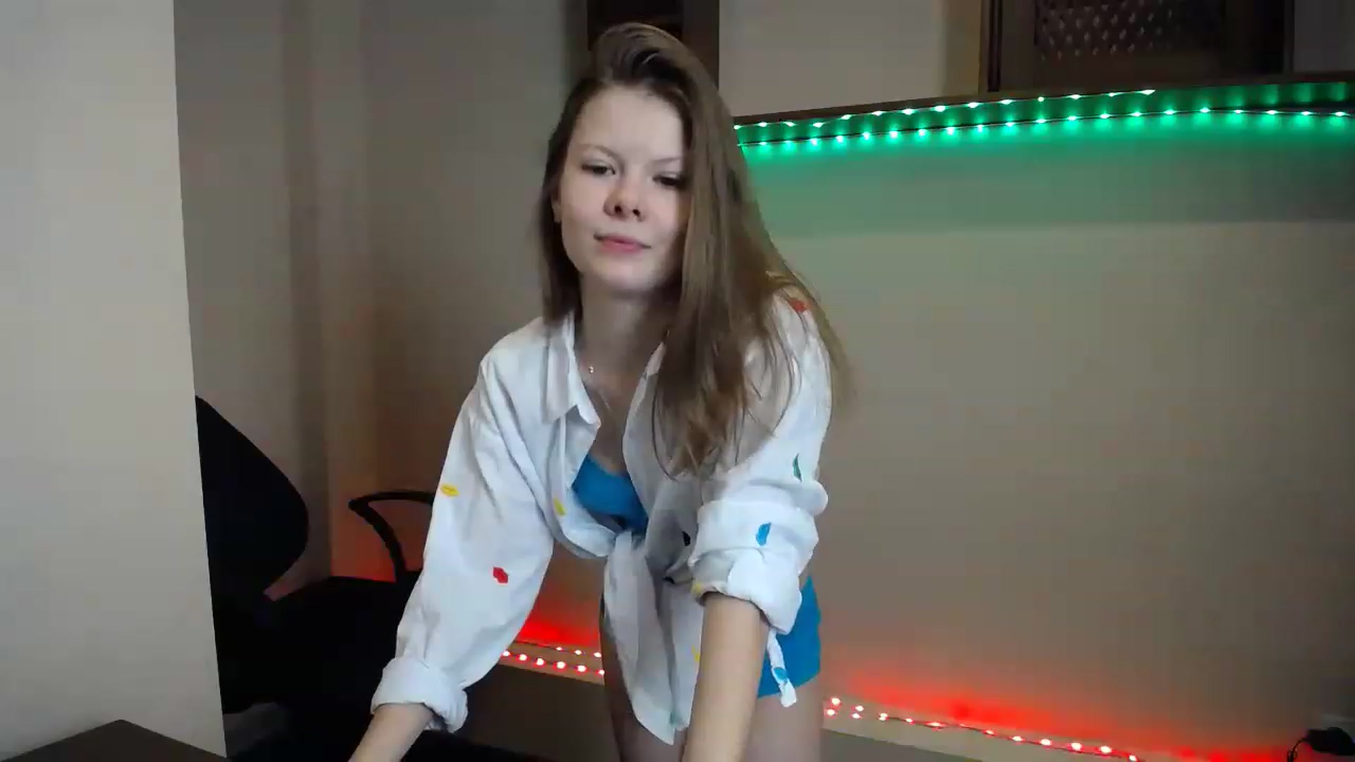 Gallery image thumbnail from BrowneyedCute's myfreecams stream on, 11/19/2022, 18:09 image 7 of 20