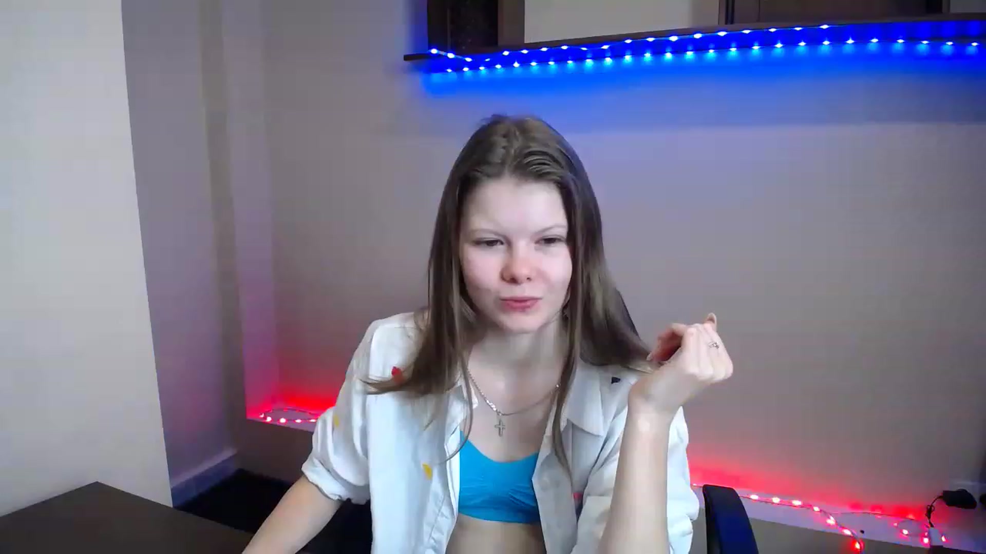 Gallery image thumbnail from BrowneyedCute's myfreecams stream on, 11/18/2022, 16:49 image 12 of 20