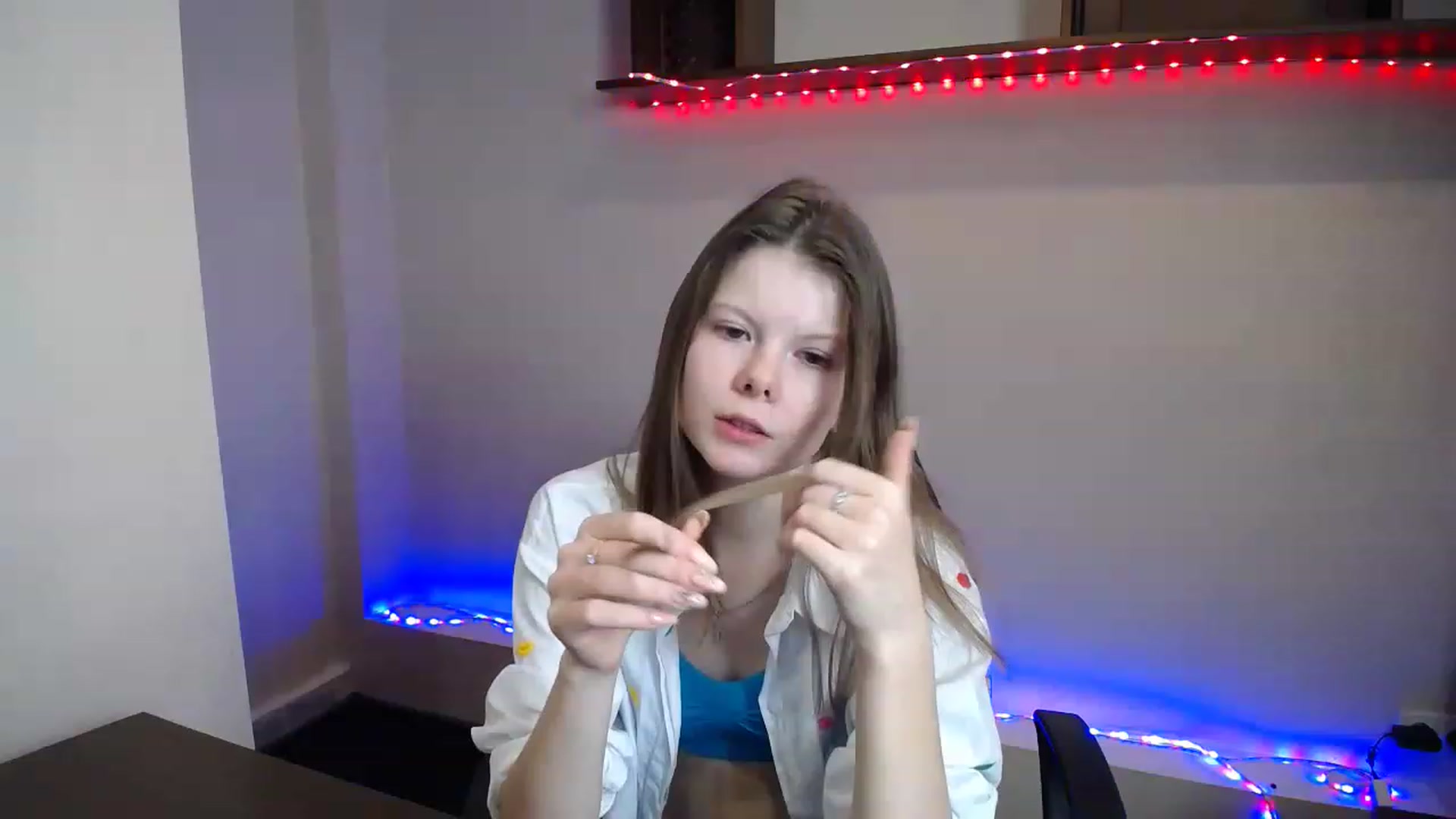 Gallery image thumbnail from BrowneyedCute's myfreecams stream on, 11/18/2022, 16:49 image 16 of 20