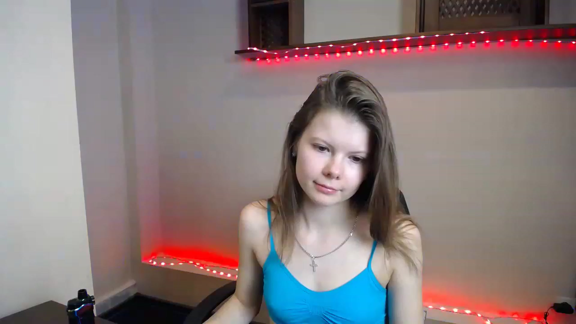 Gallery image thumbnail from BrowneyedCute's myfreecams stream on, 11/18/2022, 18:21 image 9 of 20