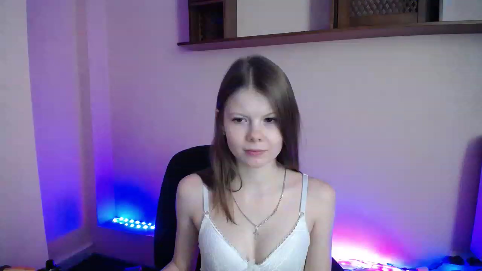 Gallery image thumbnail from BrowneyedCute's myfreecams stream on, 11/27/2022, 02:07 image 9 of 20