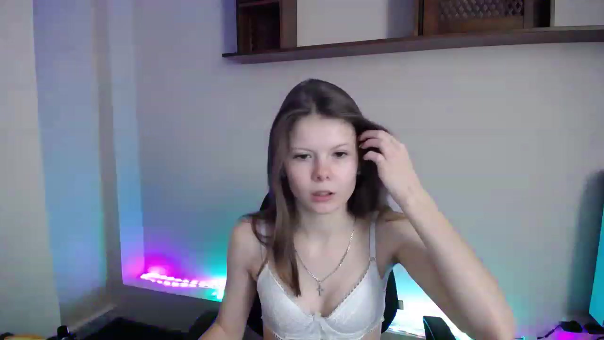 Gallery image thumbnail from BrowneyedCute's myfreecams stream on, 11/27/2022, 02:07 image 8 of 20