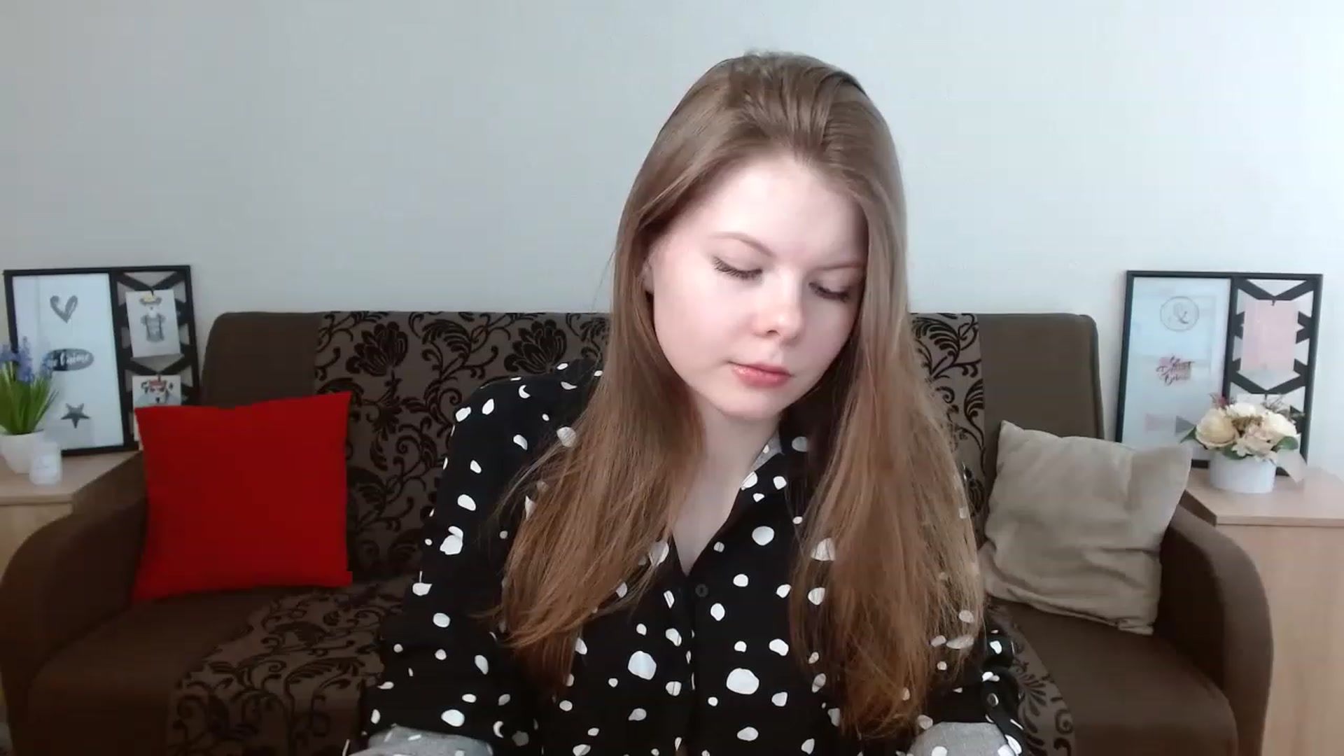 Gallery image thumbnail from BrowneyedCute's myfreecams stream on, 03/20/2023, 13:46 image 5 of 20