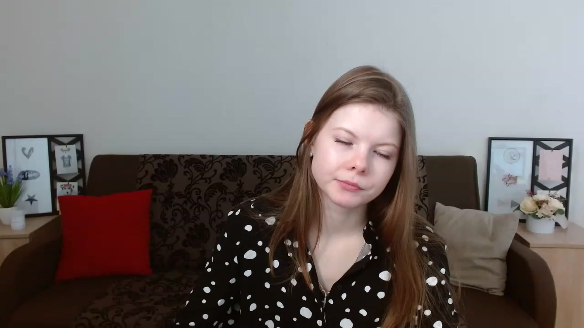 Gallery image thumbnail from BrowneyedCute's myfreecams stream on, 03/20/2023, 15:36 image 16 of 20