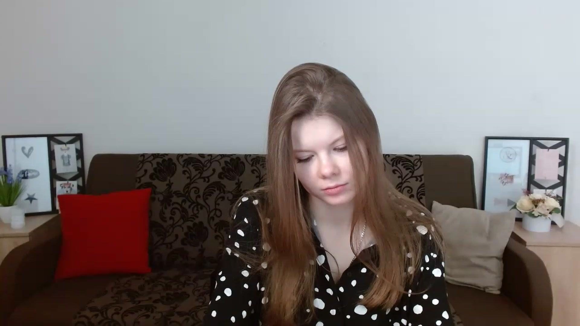 Gallery image thumbnail from BrowneyedCute's myfreecams stream on, 03/20/2023, 15:36 image 20 of 20