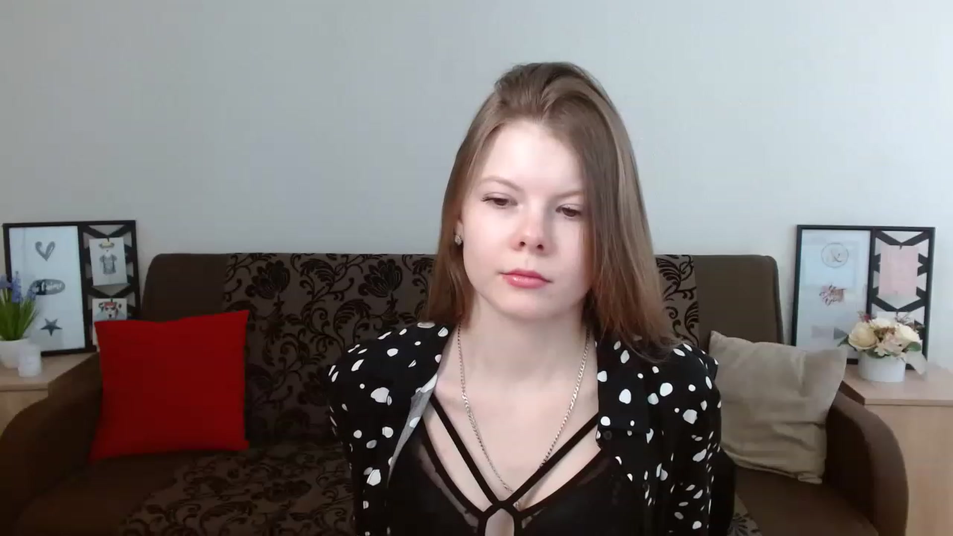 Gallery image thumbnail from BrowneyedCute's myfreecams stream on, 03/20/2023, 15:36 image 5 of 20