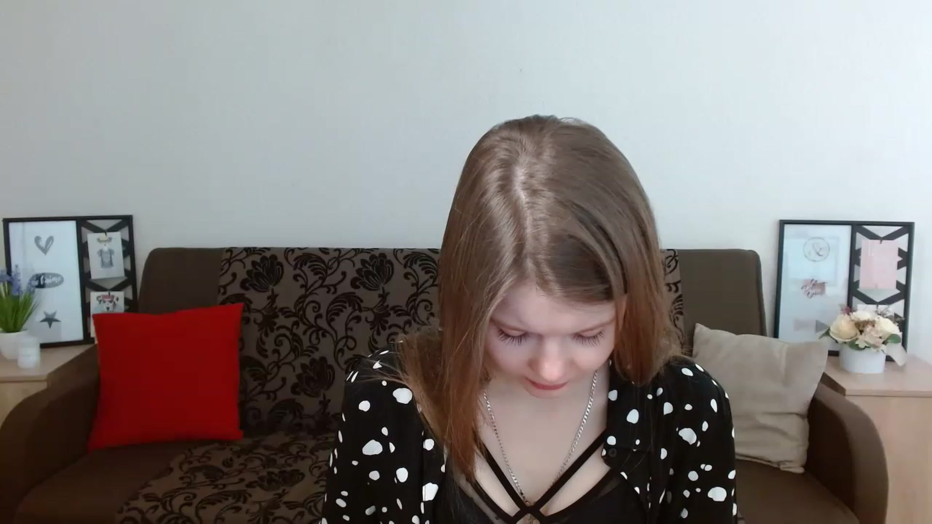 Gallery image thumbnail from BrowneyedCute's myfreecams stream on, 03/20/2023, 15:36 image 13 of 20
