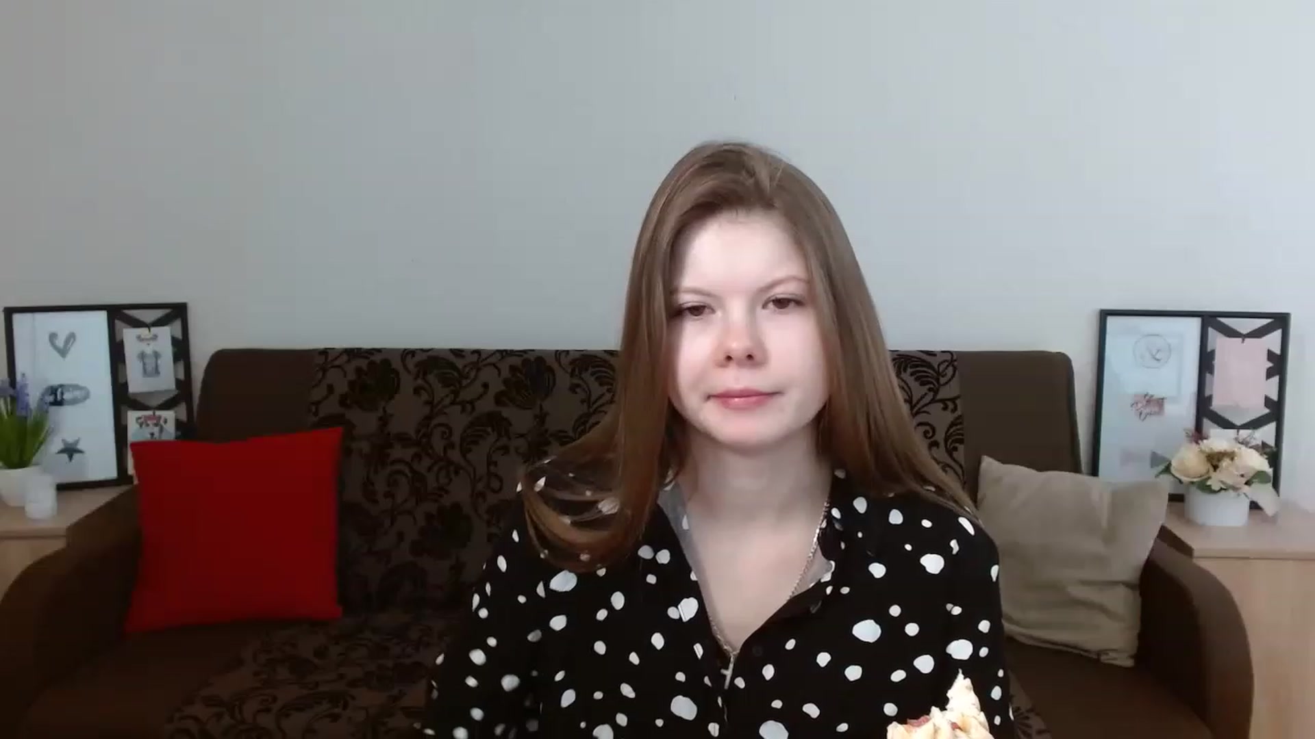 Gallery image thumbnail from BrowneyedCute's myfreecams stream on, 03/20/2023, 15:36 image 15 of 20