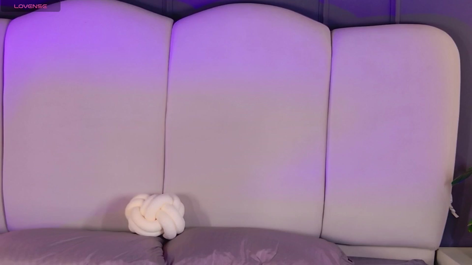 Gallery image thumbnail from BrunaMonroe's myfreecams stream on, 04/14/2026, 16:51 image 5 of 20