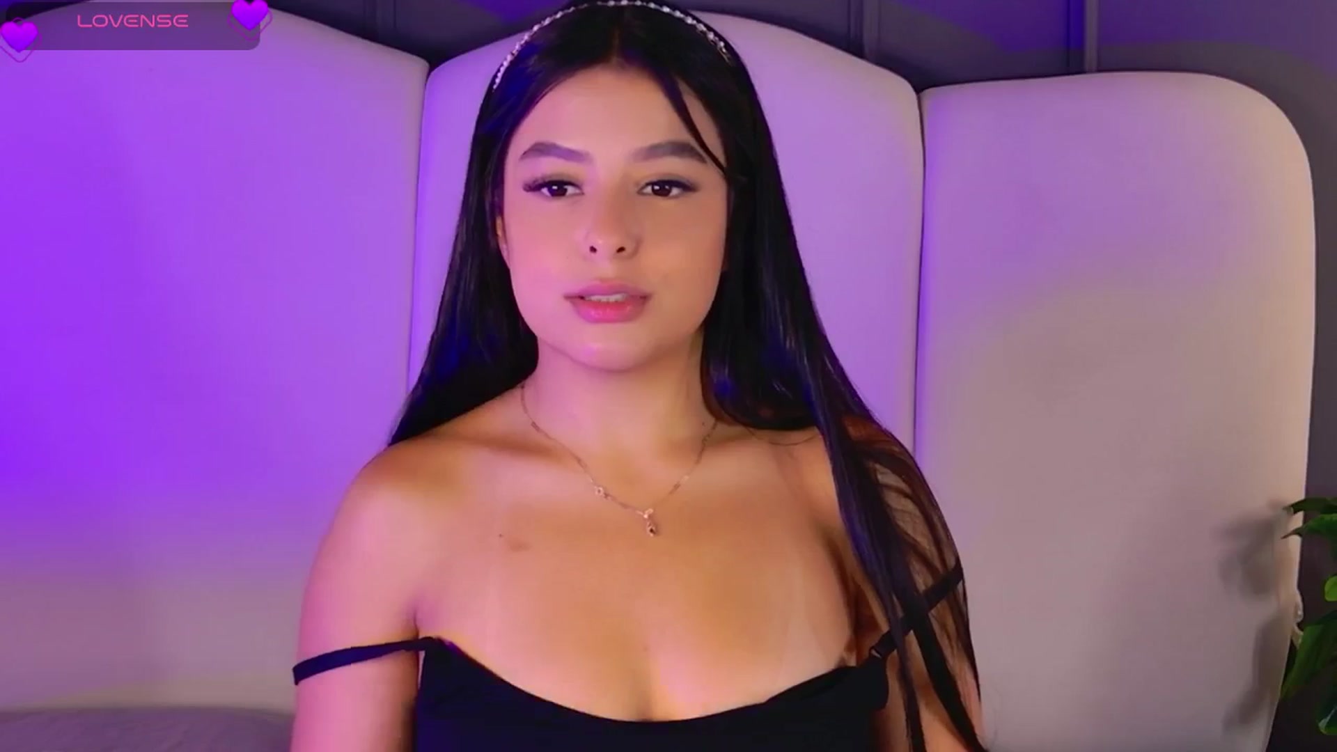 Gallery image thumbnail from BrunaMonroe's myfreecams stream on, 04/15/2026, 18:01 image 20 of 20