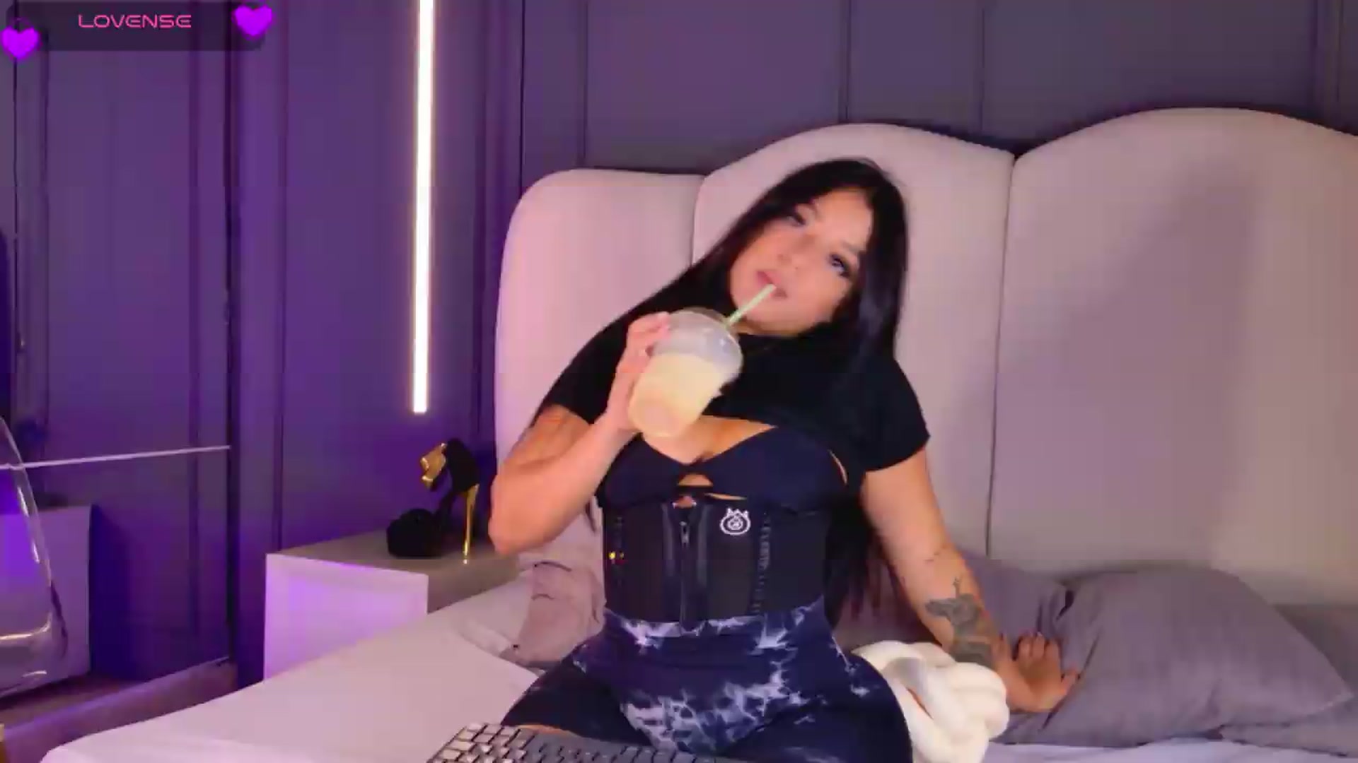 Gallery image thumbnail from BrunaMonroe's myfreecams stream on, 05/13/2026, 23:44 image 1 of 20
