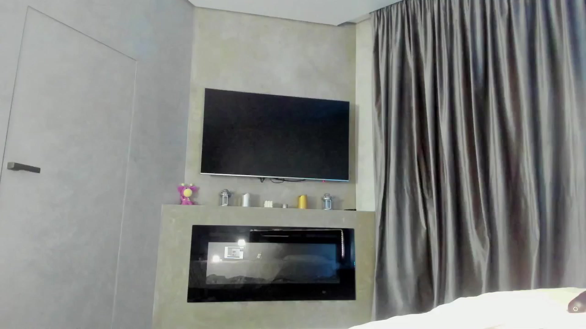 Gallery image thumbnail from BrunetteK's myfreecams stream on, 09/05/2024, 20:50 image 6 of 20
