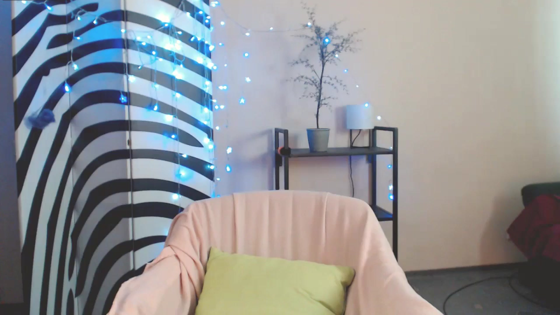 Gallery image thumbnail from BrunetteMuse's myfreecams stream on, 06/07/2025, 12:50 image 7 of 20