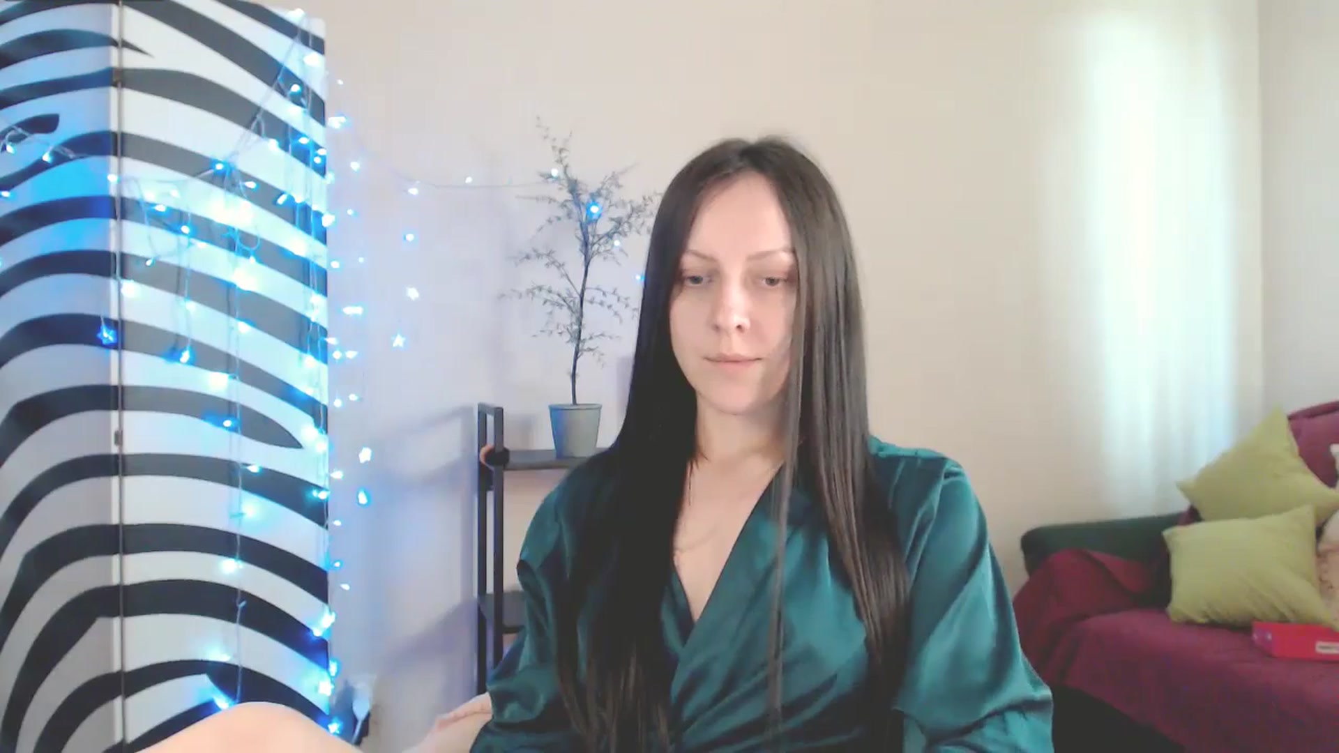 Gallery image thumbnail from BrunetteMuse's myfreecams stream on, 06/07/2025, 12:50 image 16 of 20
