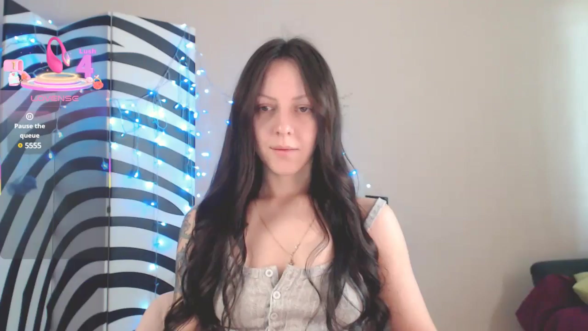 Gallery image thumbnail from BrunetteMuse's myfreecams stream on, 06/12/2025, 11:10 image 1 of 20