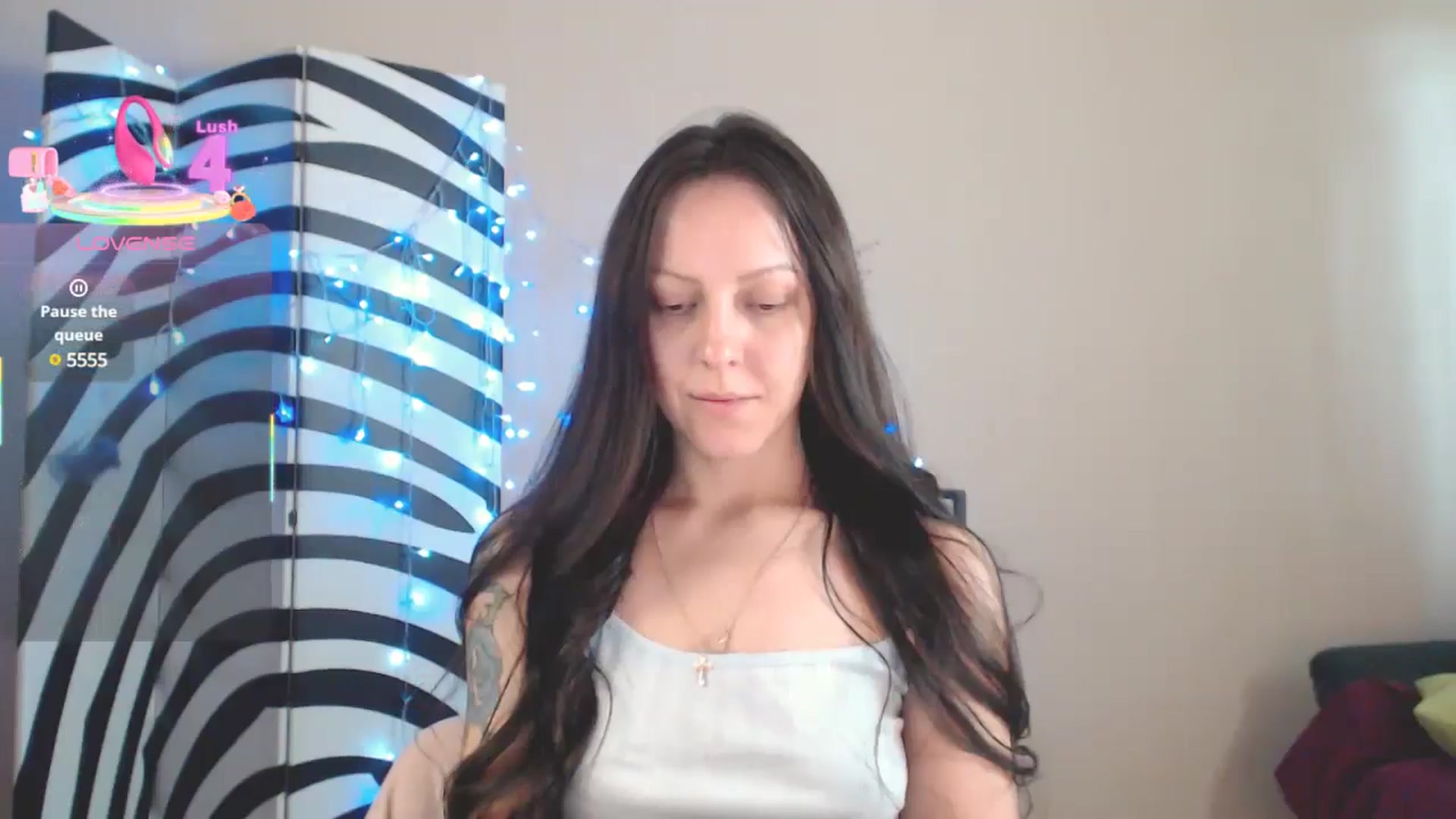 Gallery image thumbnail from BrunetteMuse's myfreecams stream on, 06/12/2025, 11:54 image 3 of 20