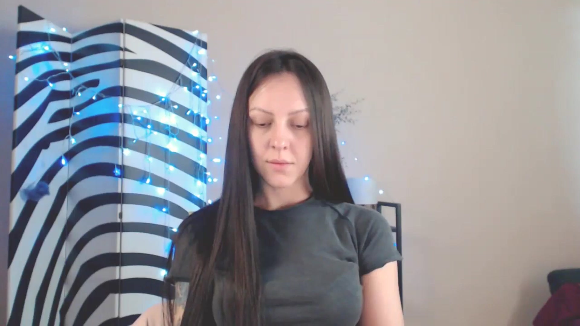 Gallery image thumbnail from BrunetteMuse's myfreecams stream on, 06/13/2025, 10:36 image 9 of 20