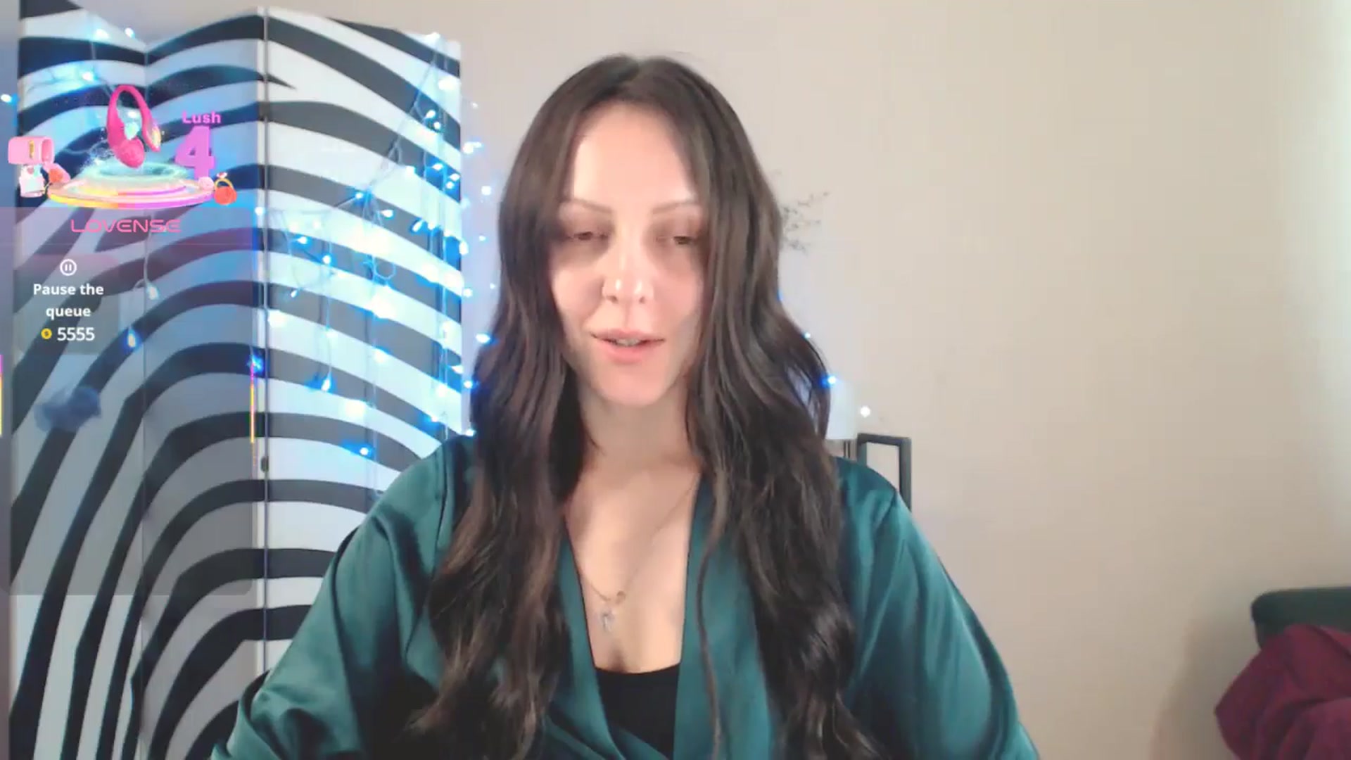 Gallery image thumbnail from BrunetteMuse's myfreecams stream on, 06/16/2025, 12:47 image 4 of 20