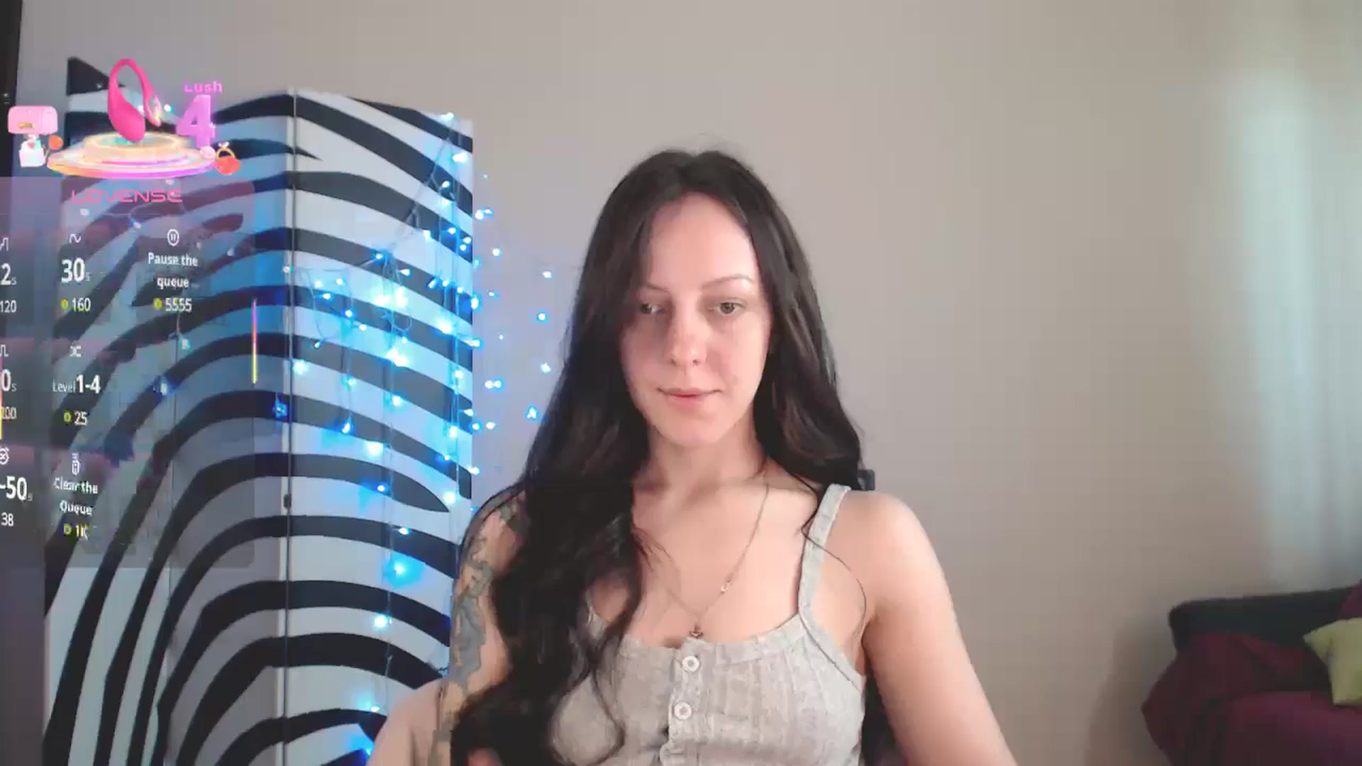 Gallery image thumbnail from BrunetteMuse's myfreecams stream on, 06/18/2025, 10:24 image 3 of 20
