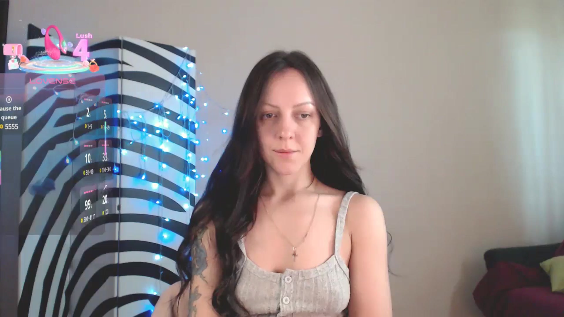 Gallery image thumbnail from BrunetteMuse's myfreecams stream on, 06/18/2025, 10:24 image 6 of 20