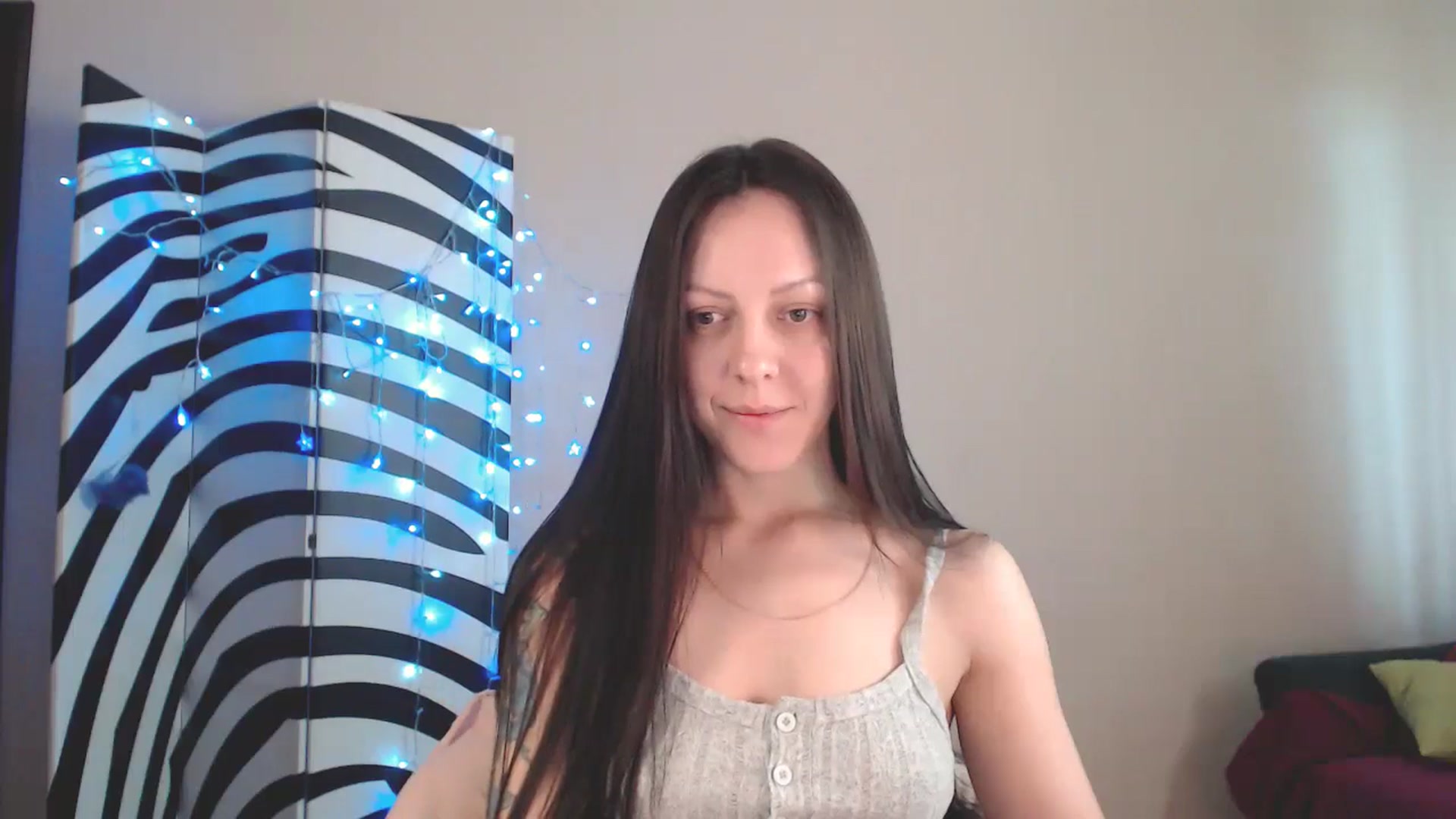 Gallery image thumbnail from BrunetteMuse's myfreecams stream on, 06/19/2025, 09:49 image 4 of 20