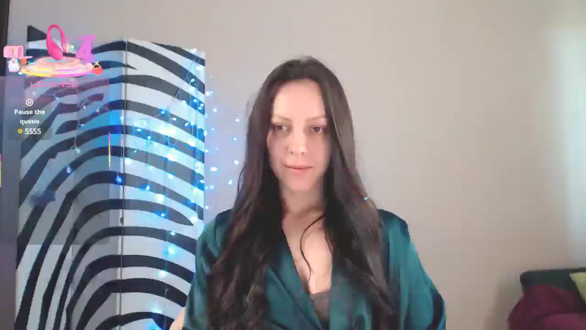 Gallery image thumbnail from BrunetteMuse's myfreecams stream on, 06/20/2025, 10:51 image 2 of 20