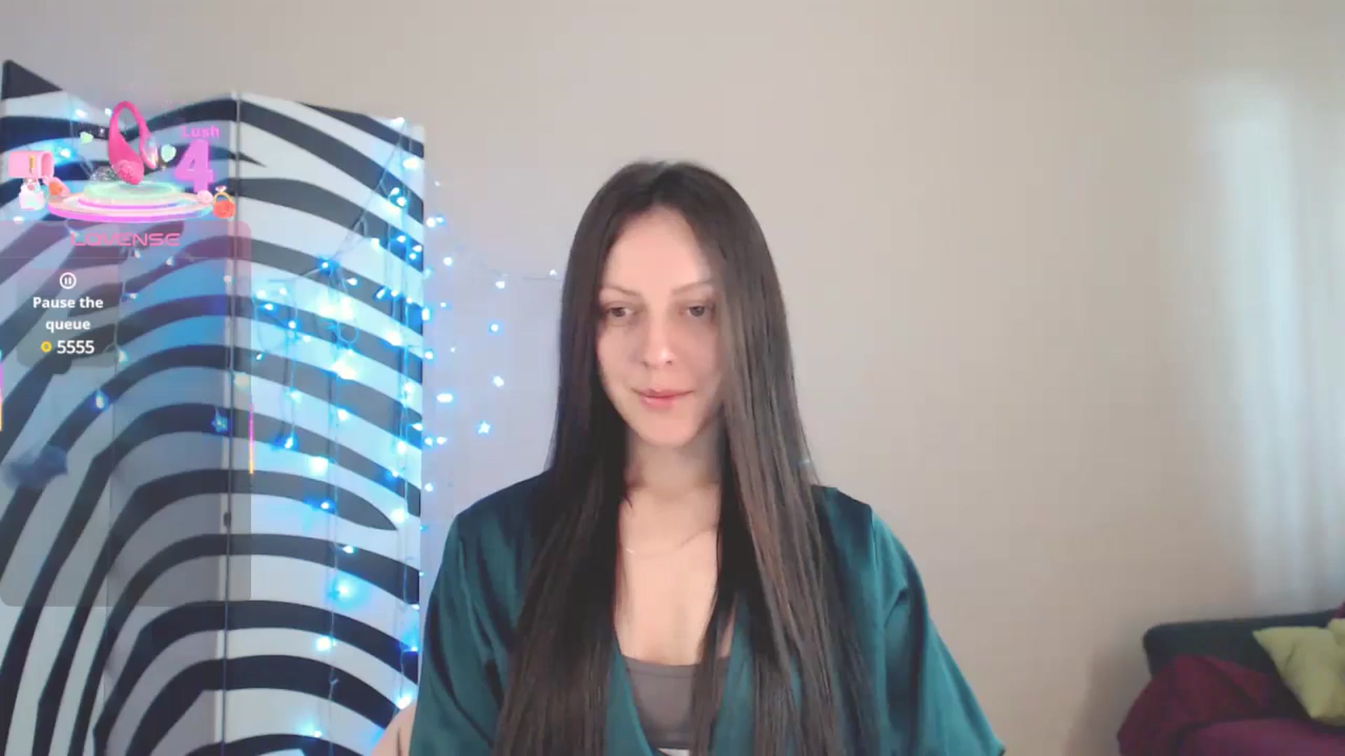 Gallery image thumbnail from BrunetteMuse's myfreecams stream on, 06/21/2025, 10:21 image 9 of 20