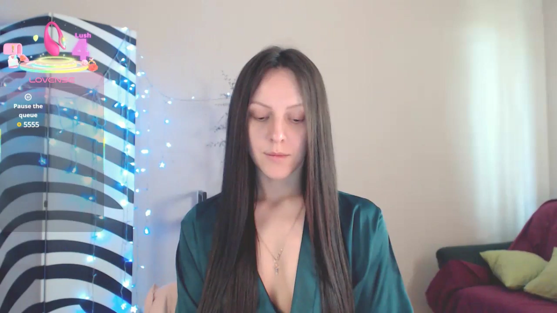 Gallery image thumbnail from BrunetteMuse's myfreecams stream on, 06/25/2025, 10:26 image 16 of 20