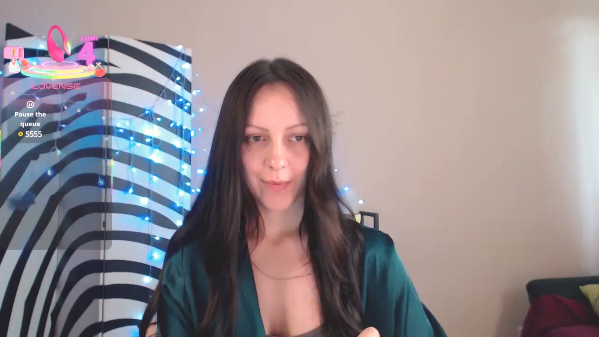 Gallery image thumbnail from BrunetteMuse's myfreecams stream on, 06/28/2025, 12:28 image 19 of 20