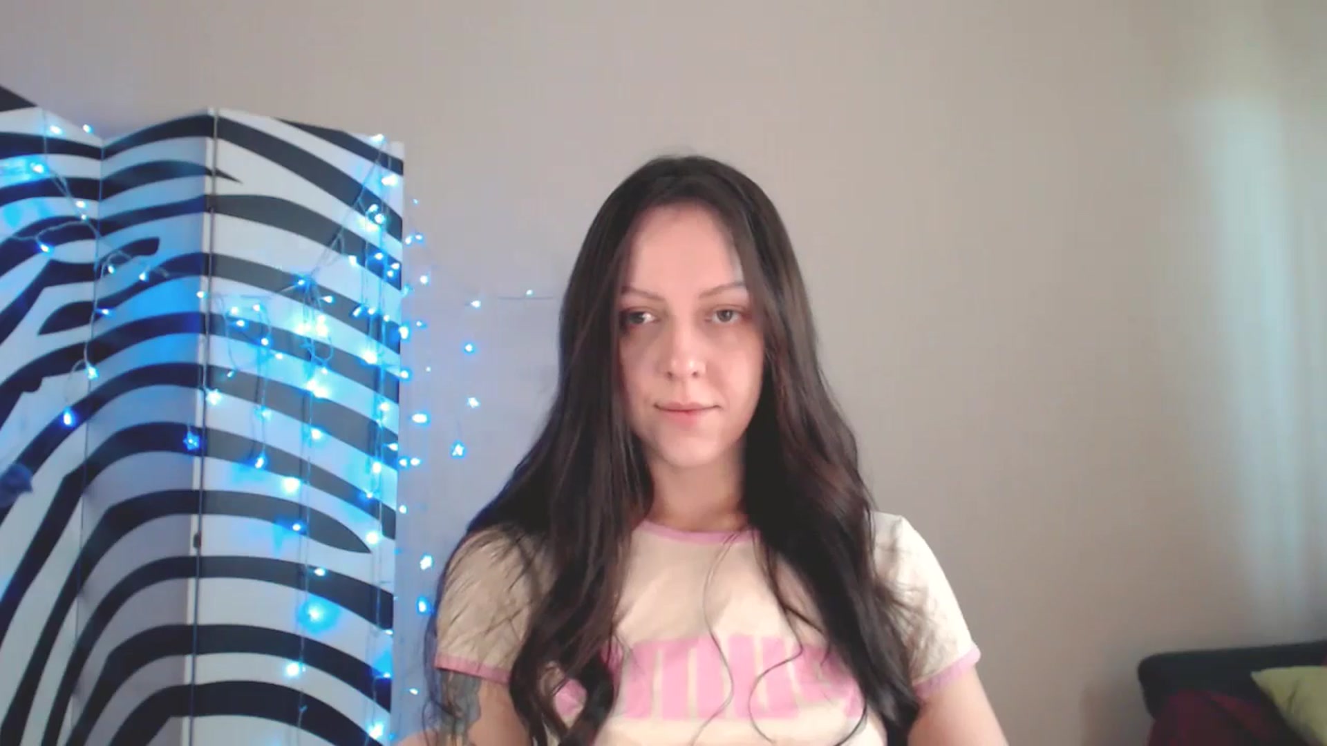 Gallery image thumbnail from BrunetteMuse's myfreecams stream on, 07/04/2025, 10:02 image 9 of 20
