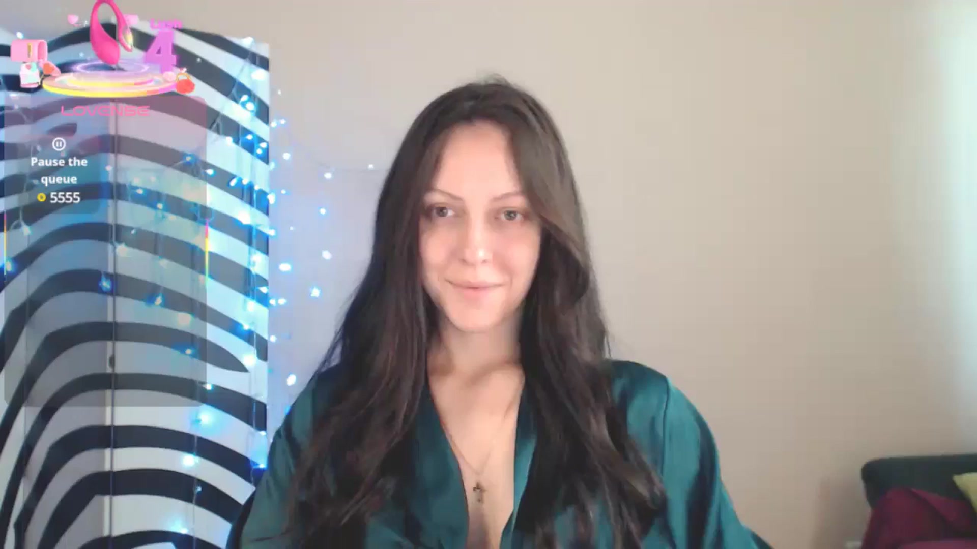 Gallery image thumbnail from BrunetteMuse's myfreecams stream on, 07/04/2025, 11:19 image 15 of 20